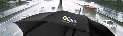 Préparez-vous pour la pluie avec le parapluie Olipes